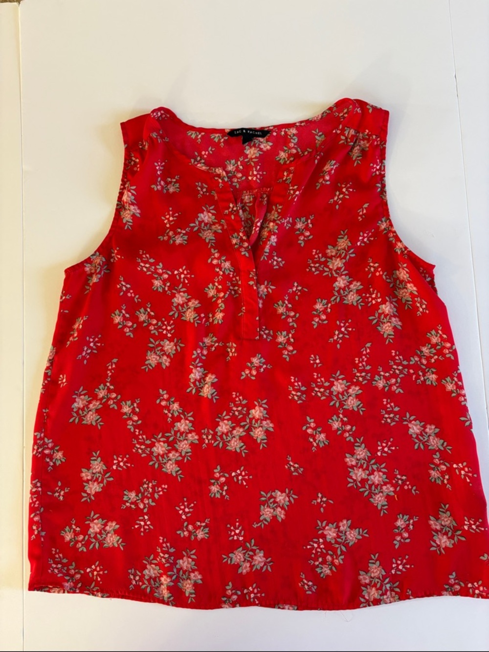 Zac & Rachel Red Floral Sleeveless V-Slit Camisole